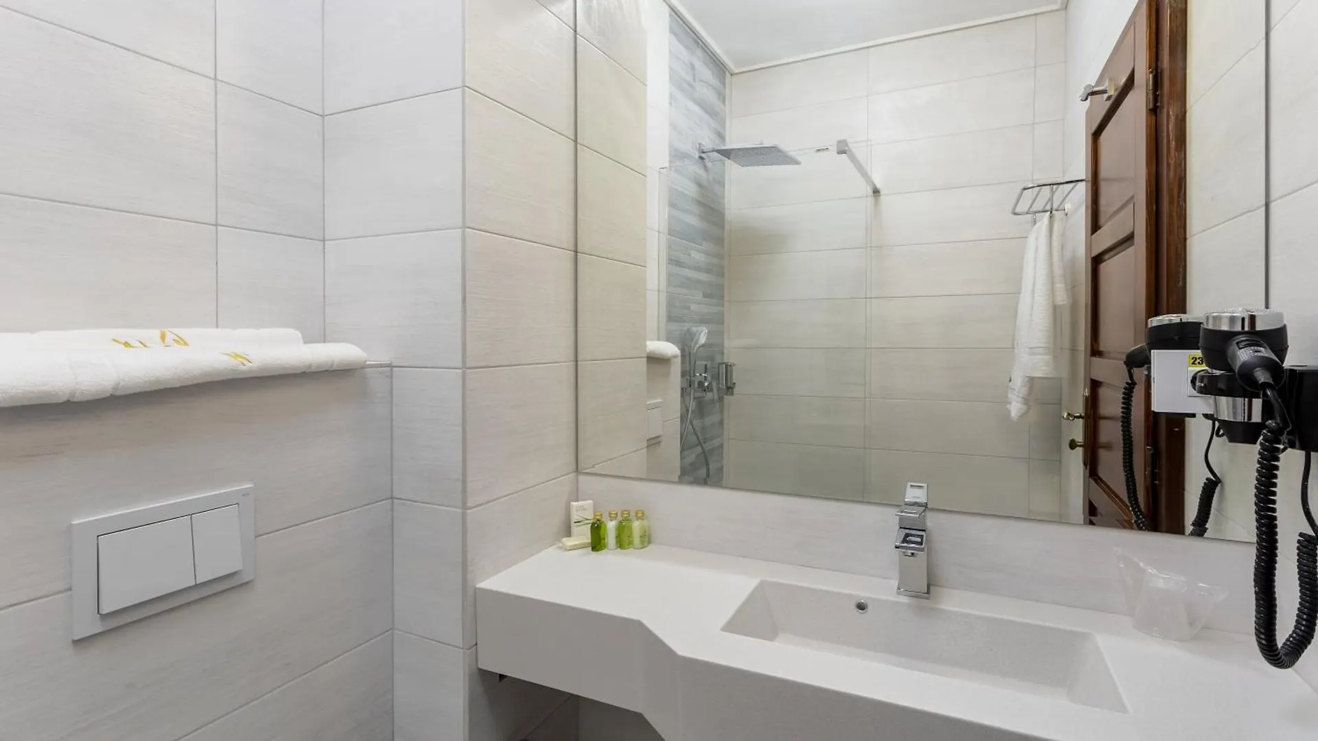 Lahovary Palace Hotel Bucureşti